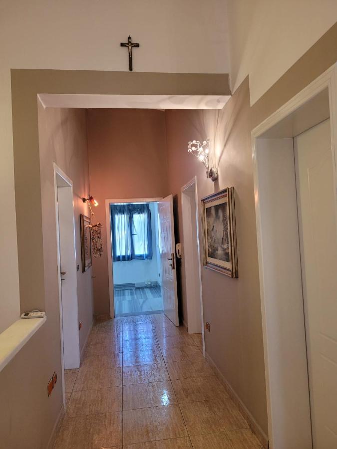 Italian Style Apartment Durrës Buitenkant foto