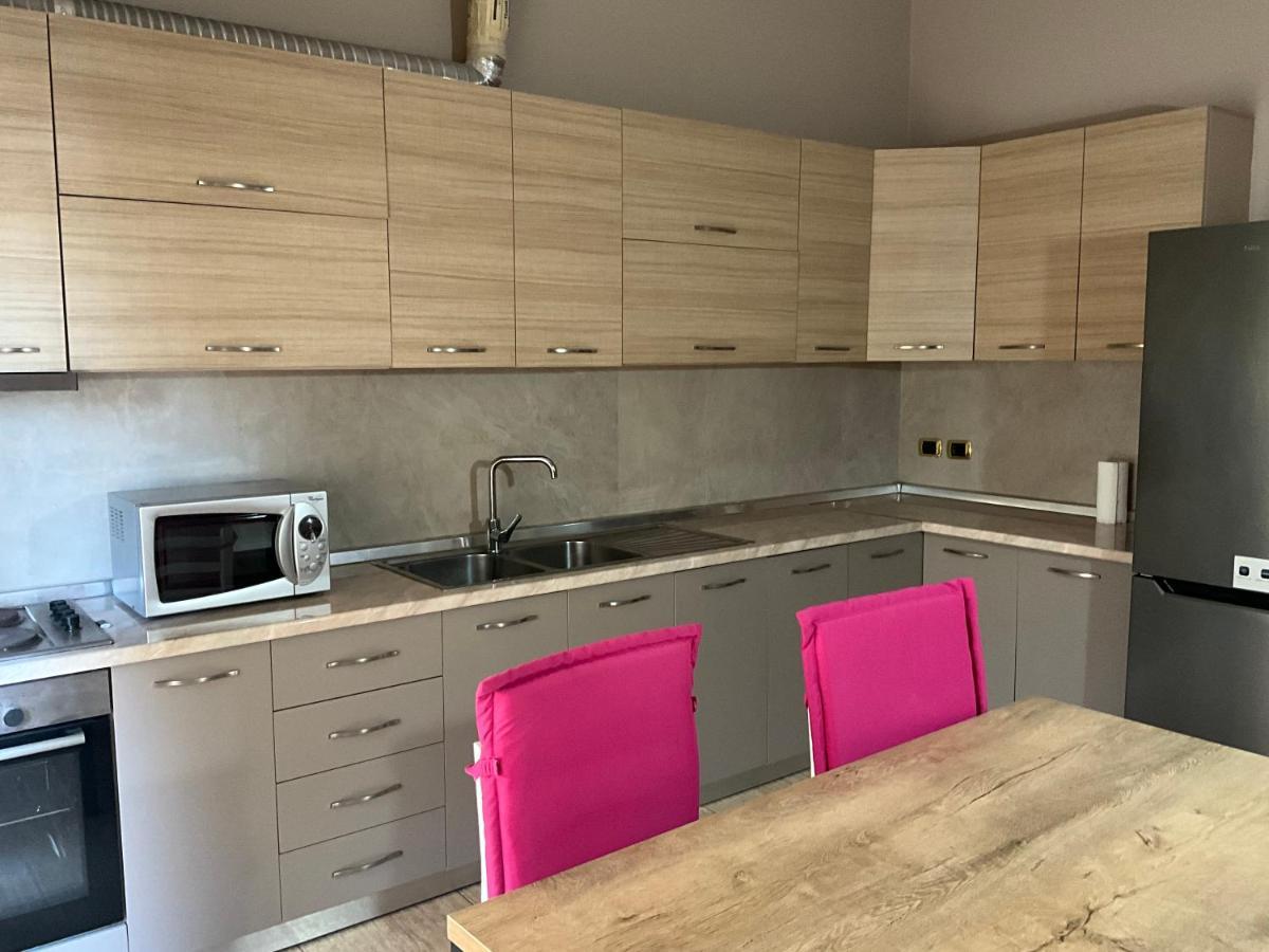 Italian Style Apartment Durrës Buitenkant foto