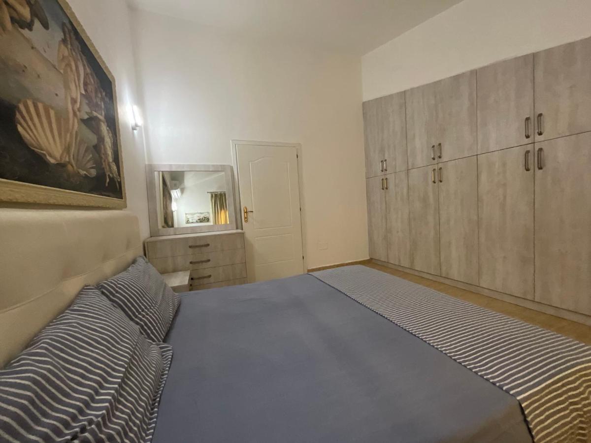 Italian Style Apartment Durrës Buitenkant foto